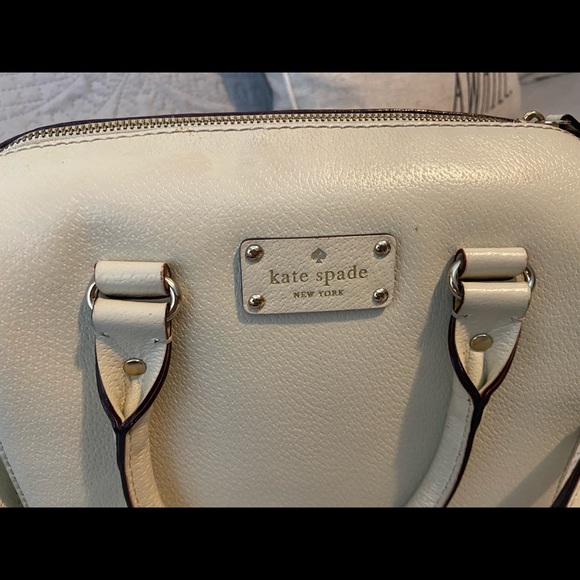 Kate Spade ♠️ purse - Picture 3 of 4